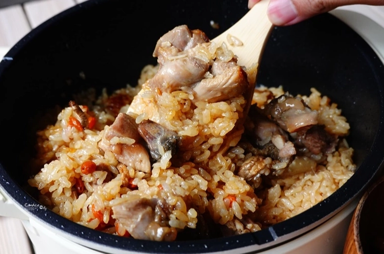 麻油雞炊飯做法