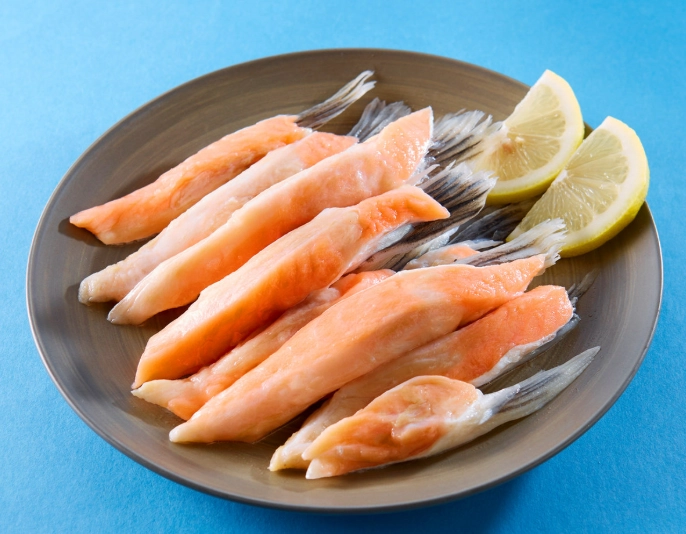 急凍三文魚魚鱗處理方法