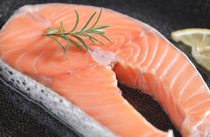 急凍三文魚清洗