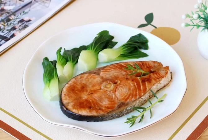 急凍三文魚蒸多久 急凍三文魚蒸多久