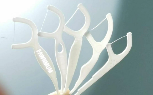 牙線棒使用方法