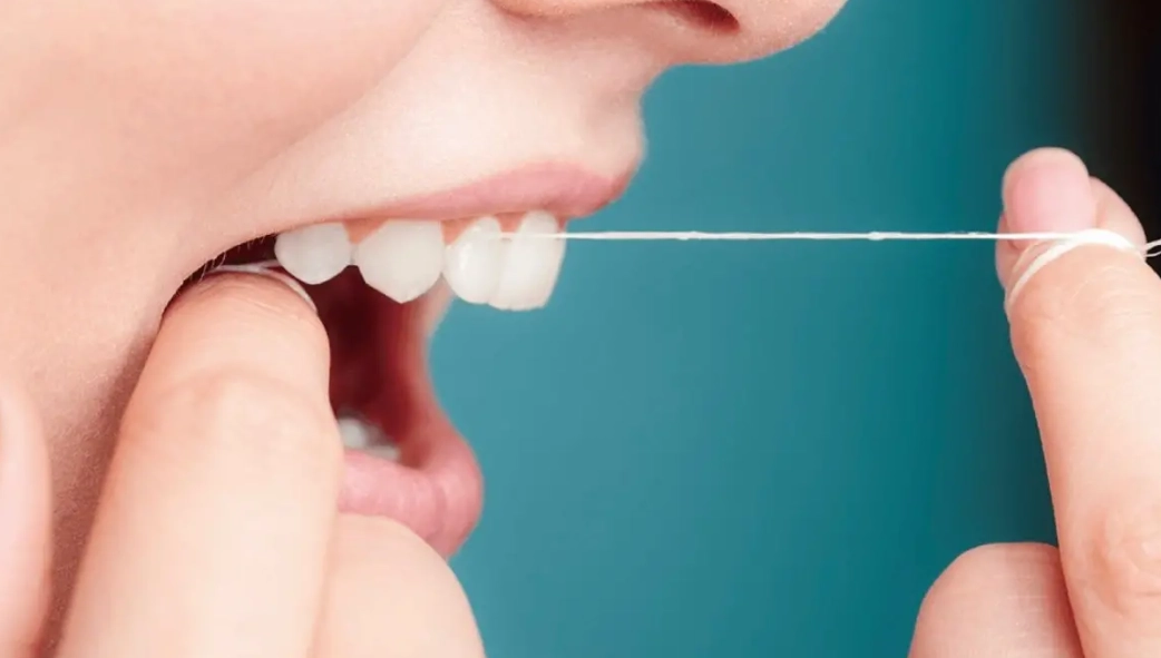 牙線使用方法 牙線使用方法
