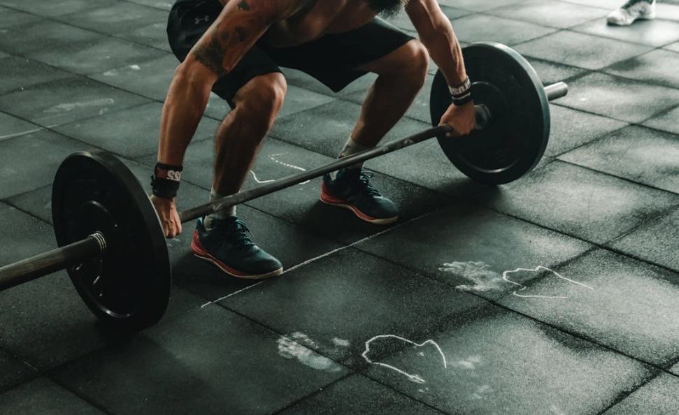 背部肌肉訓練器材