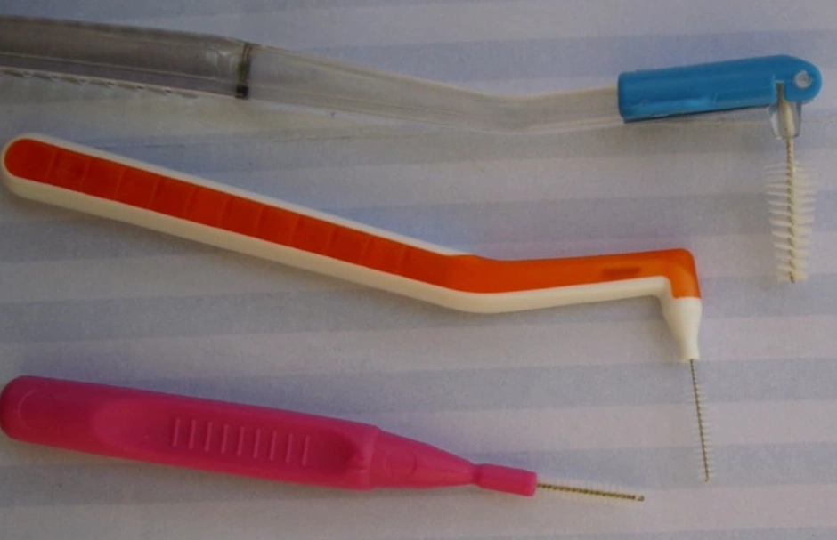 牙間刷清潔方法