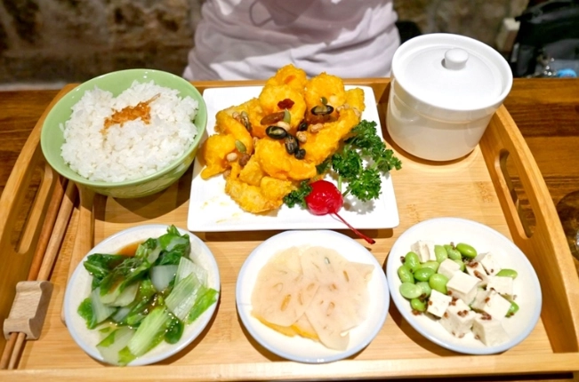 荤素共食餐厅推荐