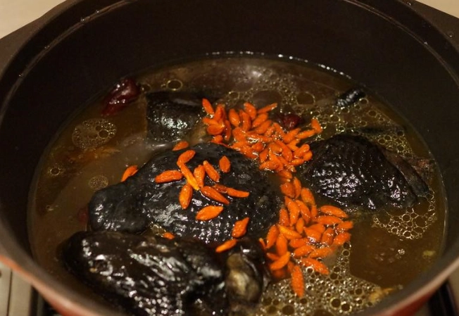 烏骨雞湯中藥材