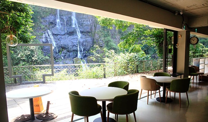 瀑布咖啡廳推薦