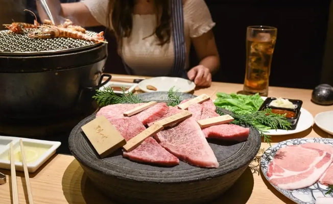 名古屋烧肉吃到饱