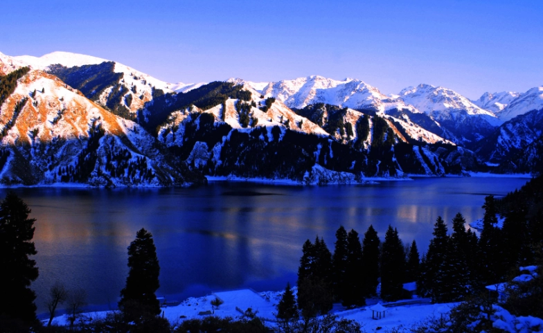 新疆旅遊攻略2025