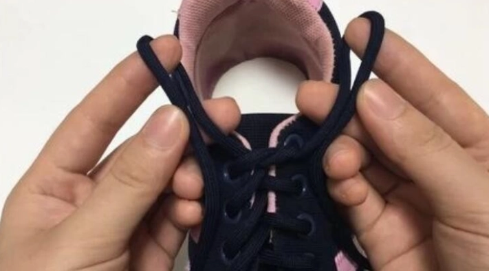 鞋带系法教学 鞋带系法教学