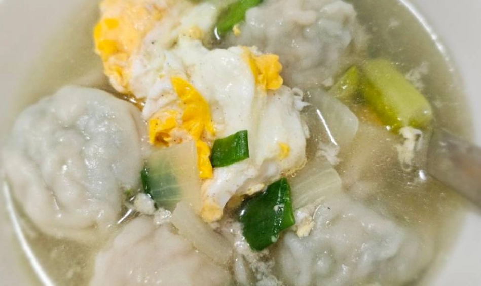 蛋花湯水餃