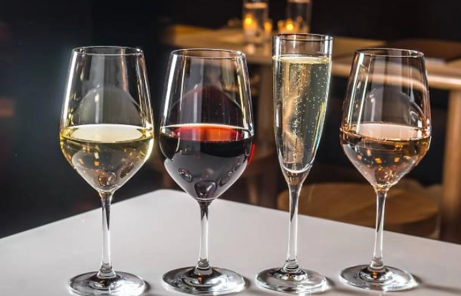 紅酒混合白酒 紅酒混合白酒