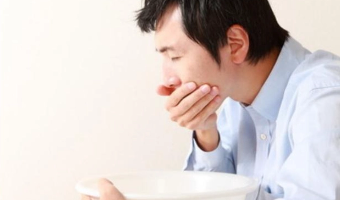 呕吐不腹泻症状