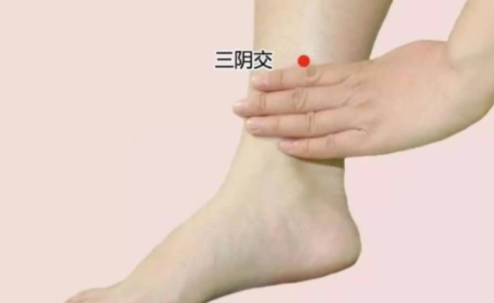 腳冷穴道按摩