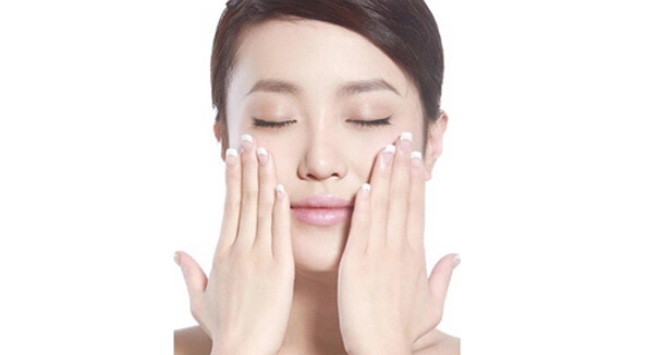 眼周保養按摩 眼周保養按摩