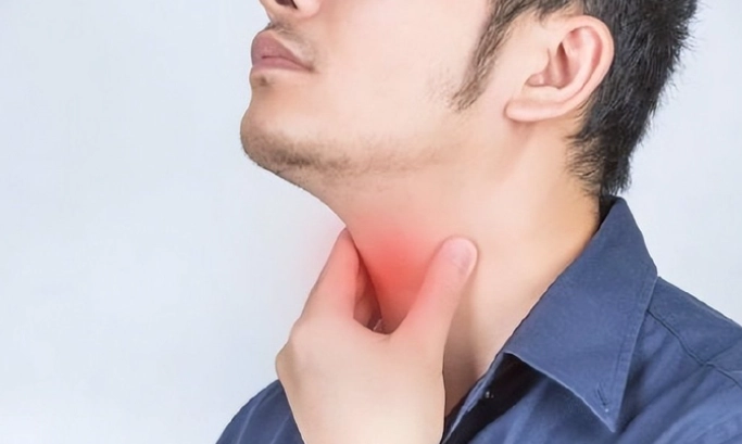 冷氣房喉嚨不適