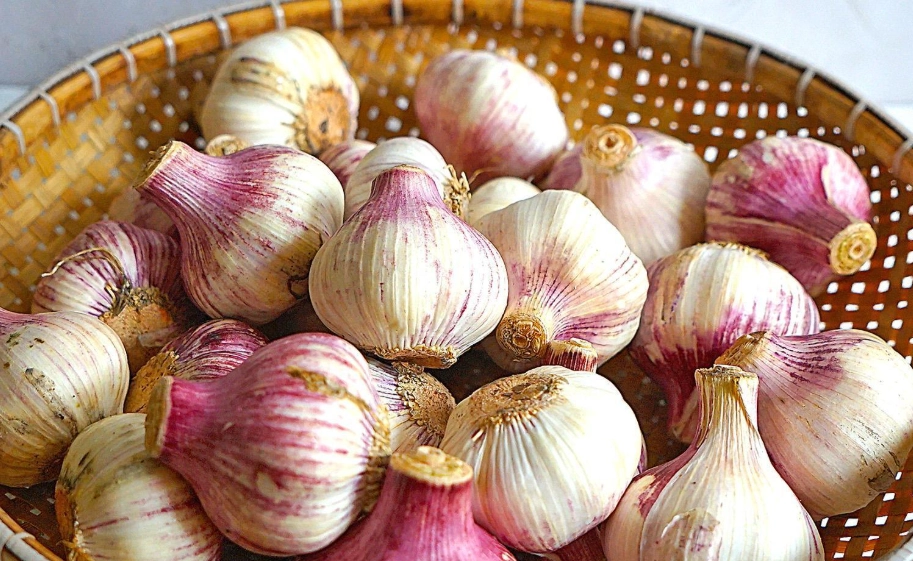 大蒜去皮方法 大蒜去皮方法