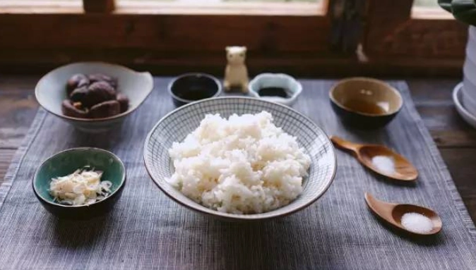 隔夜飯健康風險 隔夜飯健康風險