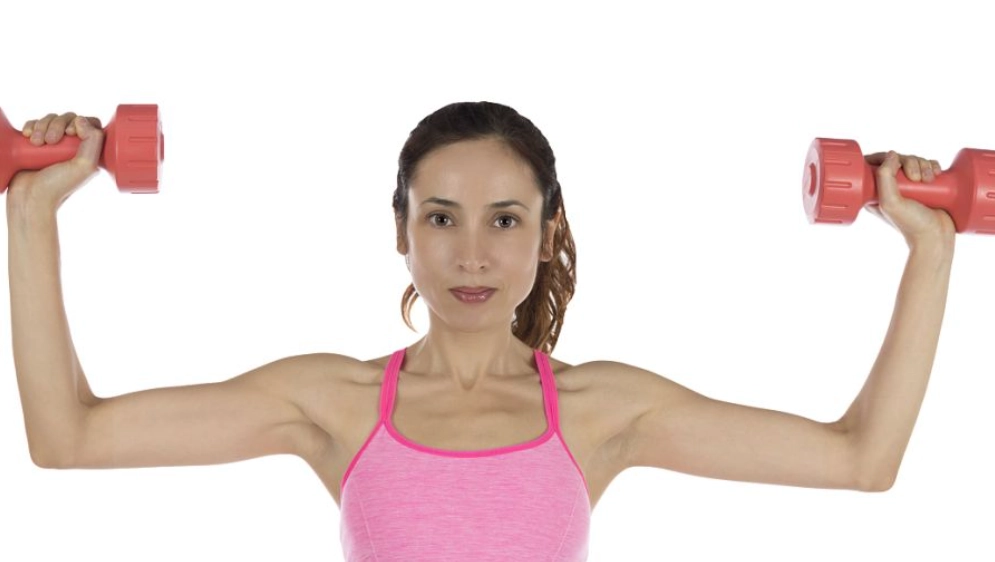 女生練肩膀 女生練肩膀