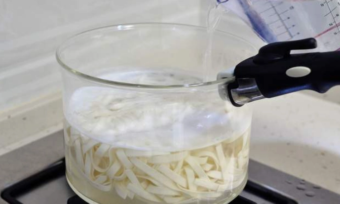 冷水煮義大利麵
