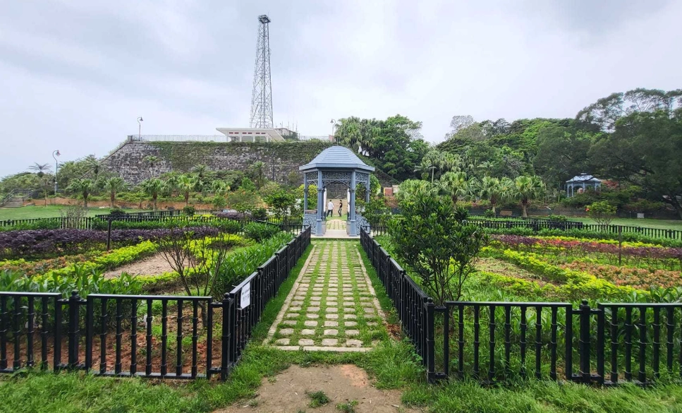 西高山南脊 難度 西高山南脊 難度