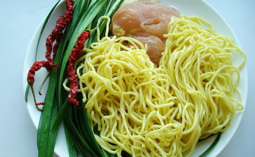 黃麵熱量 黃麵熱量