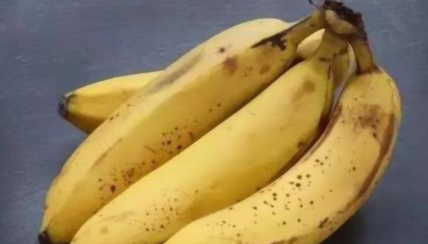 冷凍香蕉變黑原因 冷凍香蕉變黑原因