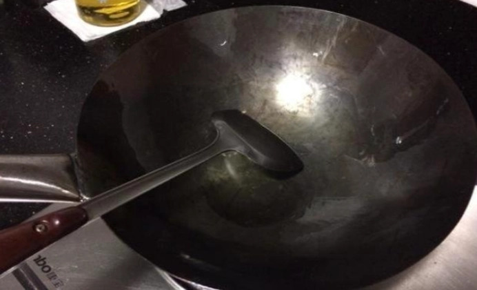 鑄鐵鍋保養 鑄鐵鍋保養