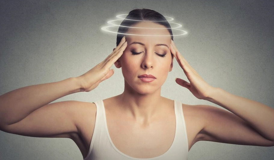 耳鳴頭暈視力模糊原因