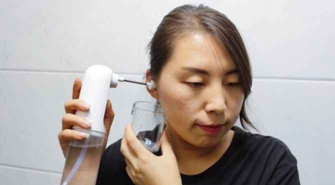 耳鸣患者搭机准备