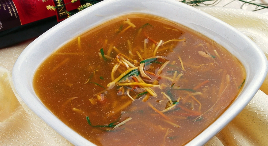 金針肉絲湯 做法