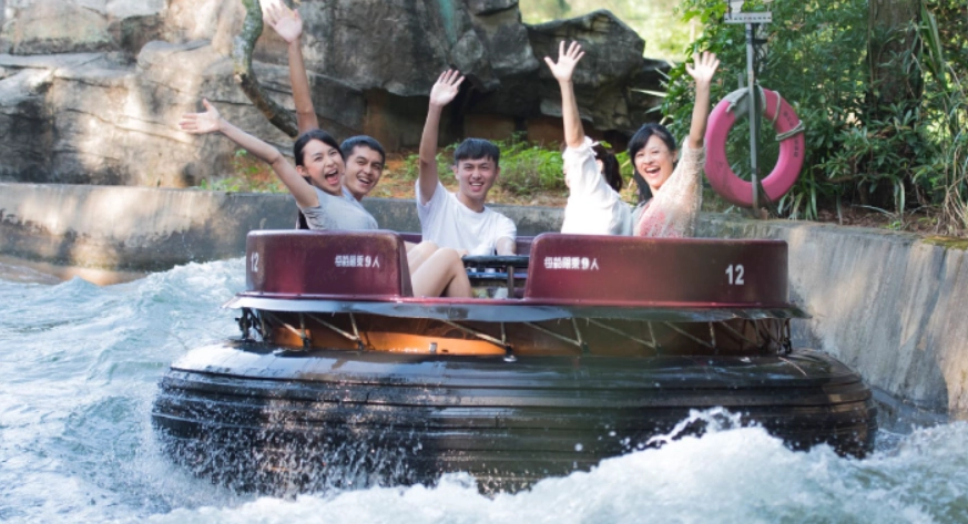 六福村動物體驗