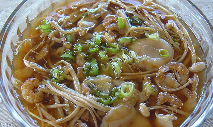 金針肉絲湯 料理