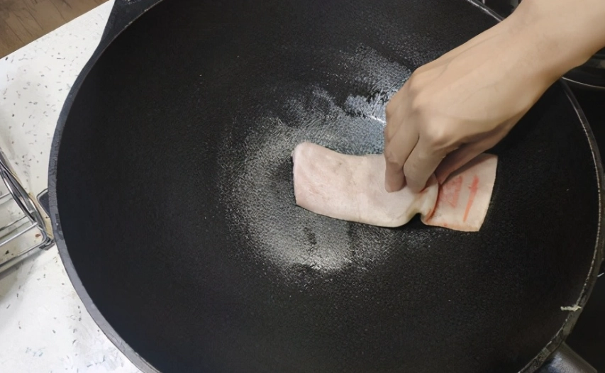 鑄鐵鍋保養 鑄鐵鍋保養