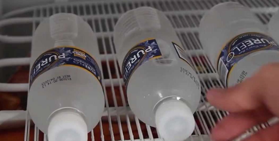 加速水結冰方法