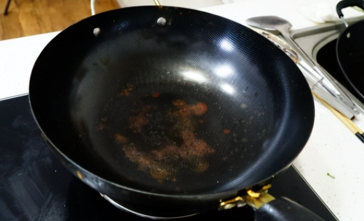 鐵鍋除鏽方法 鐵鍋除鏽方法